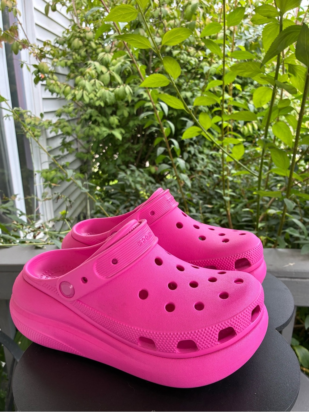 Women’s Classic Crush Platform Crocs size 7